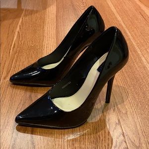 FOREVER21 Faux Patent Leather Pumps *SIZE 8*